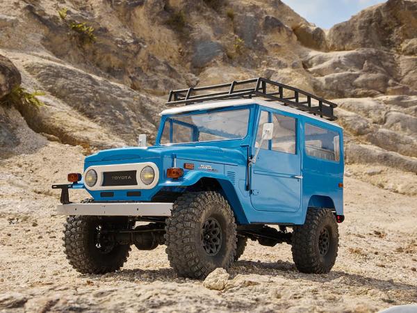 1_10_Toyota_Land_cruiser_FJ40_scaler_ARTR_kit__RS_version____Blauw_24