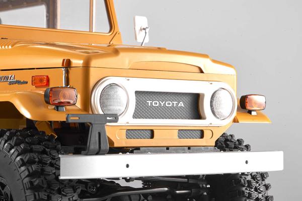 1_10_Toyota_Land_cruiser_FJ40_scaler_ARTR_kit__RS_version____Geel_20