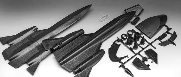 1_110_Lockheed_SR_71_Blackbird__Click_System_Revell_7