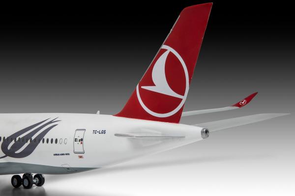 1_144_Airbus_A350_900__Turkish_Airlines__Revell_5