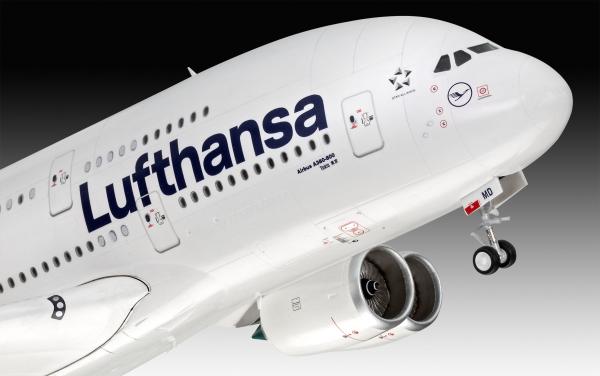 1_144_Airbus_A380_800__Lufthansa__New_Livery_Revell_4