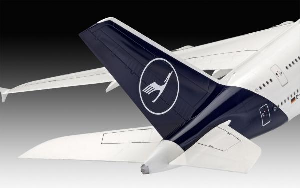 1_144_Airbus_A380_800__Lufthansa__New_Livery_Revell_5