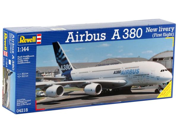 1_144_Airbus_A380_Design_New_livery__First_Flight__Revell_10