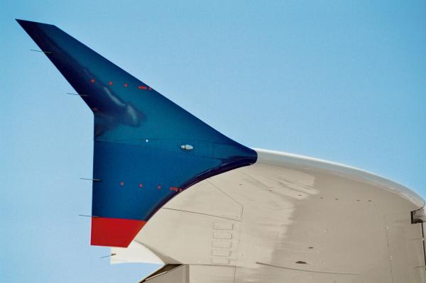1_144_Airbus_A380_Design_New_livery__First_Flight__Revell_3