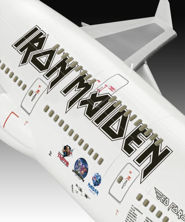 1_144_Boeing_747_400__Ed_Force_One__Revell_3
