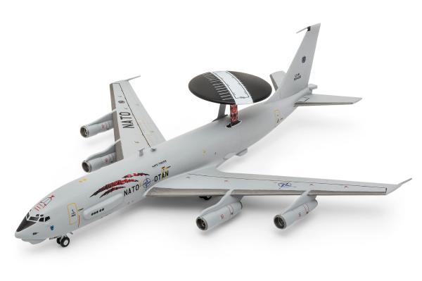 1_144_Boeing_E_3A_Sentry_Revell_8