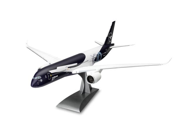 1_144_Gift_Set_A350_900___Lufthansa_100years_Revell_9