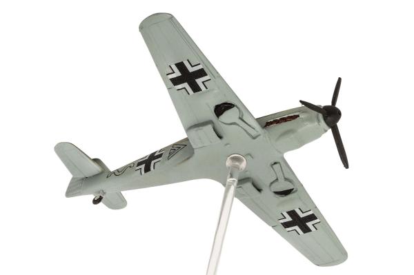 1_144_Messerschmitt_Bf109E___Junkers_Ju87B_Stuka_Revell_10