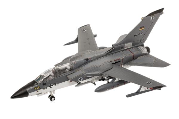 1_144_Panavia_Tornado_IDS_GR_1_Revell_2