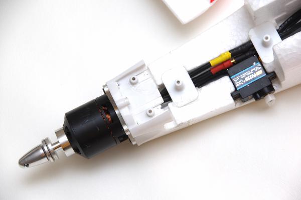 1_16_High_Speed_Vliegtuig_850_mm_Flash_PNP_kit_met_reflex_systeem_23