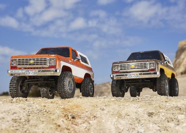 1_24_Chevrolet_K5_blazer_FCX24_Crawler_RTR_kit___Oranje_18