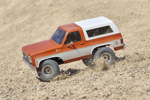 1_24_Chevrolet_K5_blazer_FCX24_Crawler_RTR_kit___Oranje_20