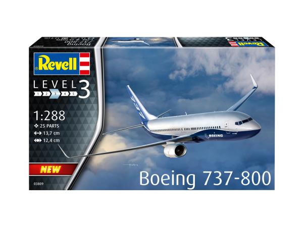 1_288_Boeing_737_800_Revell_3