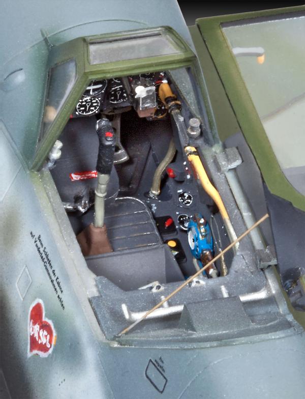 1_32_Messerschmitt_Bf109G_10_Erla_Revell_4