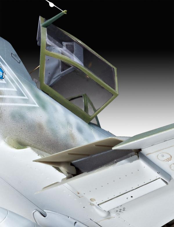 1_32_Messerschmitt_Bf109G_10_Erla_Revell_5