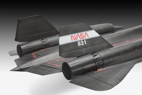 1_48_Lockheed_SR_71B_Blackbird_Revell_8