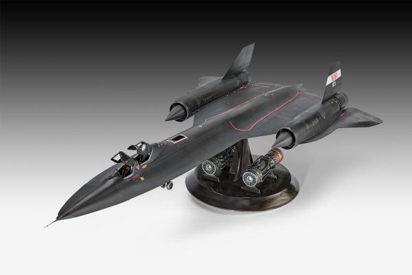 1_48_Lockheed_SR_71B_Blackbird_Revell_9