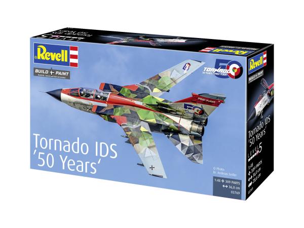 1_48_Panavia_Tornado_IDS__50_Years__Revell_1