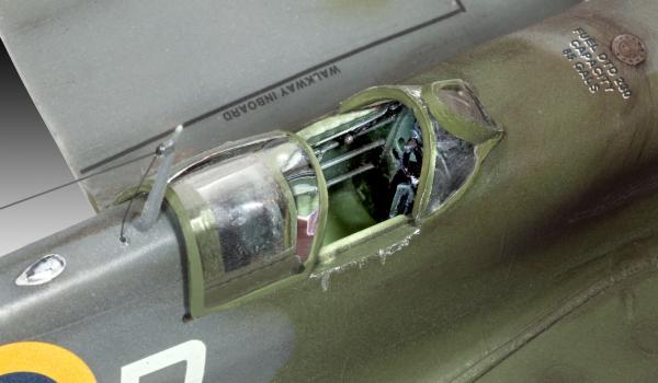 1_48_Spitfire_Mk_II_Revell_1