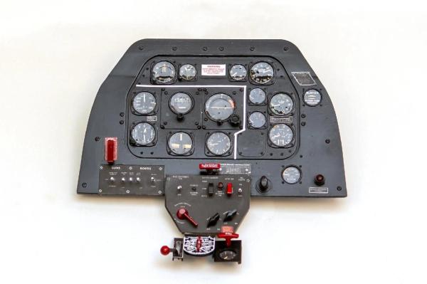 1_5_scale_P_51D_Instrument_panel_kit_1