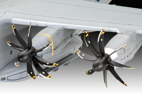 1_72_Airbus_A400M_Atlas__RAF__Revell_9