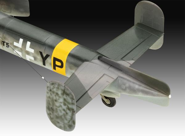 1_72_Arado_Ar_240_Revell_12