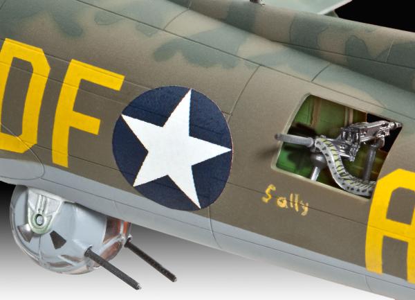 1_72_B_17F__Memphis_Belle__Revell_6