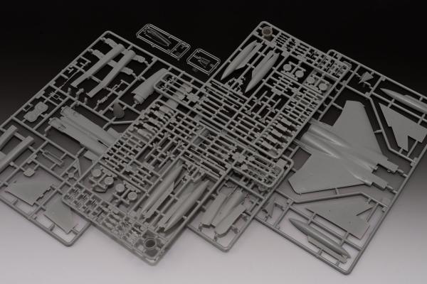 1_72_Boeing_F_15C_Eagle_Revell_6