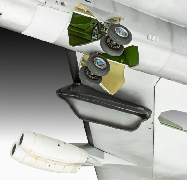 1_72_Boeing_NB_52___X_15__Platinum_Edition__Revell_17