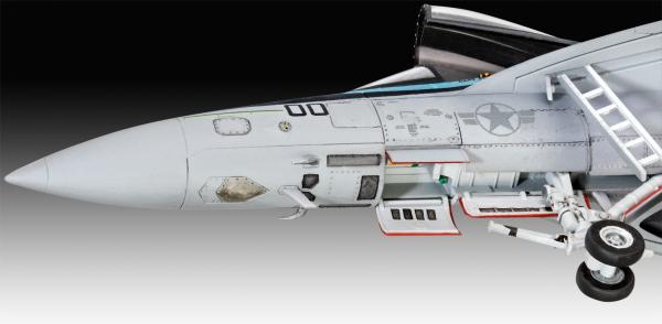 1_72_Cadeauset_Filmset_TOP_GUN_met_basisaccesoires_Revell_9