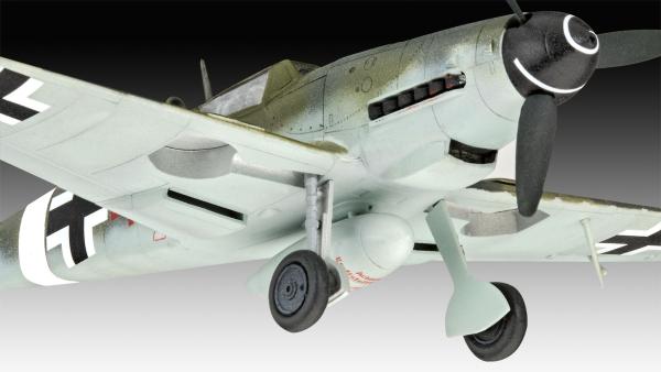 1_72_Combat_Set_Messerschmitt_Bf109G_10___Spitfire_Mk_V_Revell_11