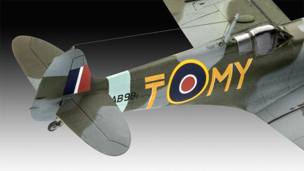 1_72_Combat_Set_Messerschmitt_Bf109G_10___Spitfire_Mk_V_Revell_14
