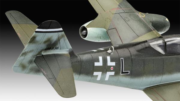 1_72_Combat_Set_Messerschmitt_Me262___P_51B_Mustang_Revell_2
