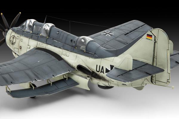1_72_Fairey_Gannet_AS_1_AS_4_Revell_9