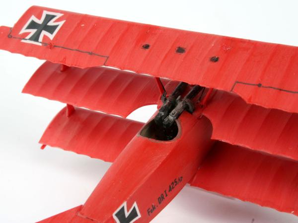 1_72_Fokker_DR_1_Triplane_Revell_1