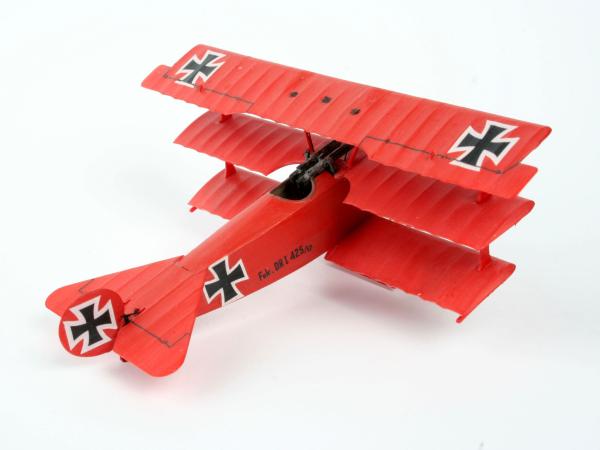 1_72_Fokker_DR_1_Triplane_Revell_4