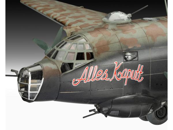 1_72_Junkers_Ju290A_5_7__Seeadler__Revell_1