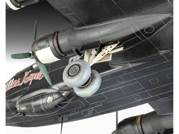 1_72_Junkers_Ju290A_5_7__Seeadler__Revell_3