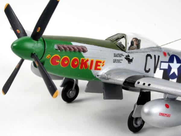 1_72_P_51D_Mustang_Revell_4