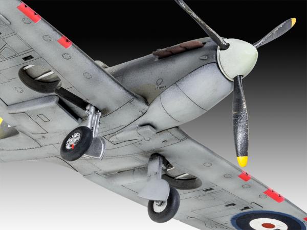 1_72_Spitfire_Mk_IIa_Revell_3
