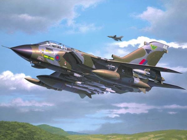 1_72_Tornado_GR_1_RAF_Revell_1