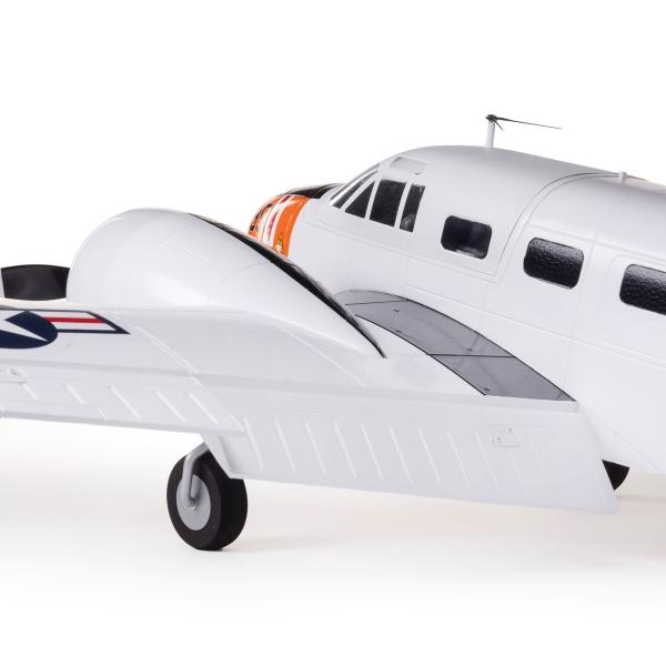 Beechcraft_D18_RC_45J_1_5_m_PNP_17