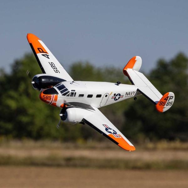 Beechcraft_D18_RC_45J_1_5_m_PNP_24
