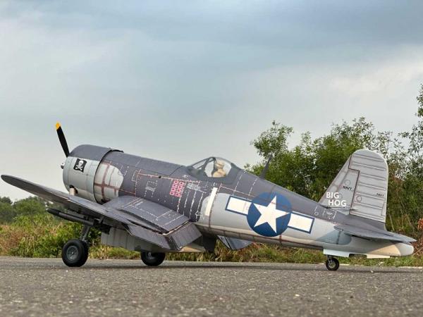 Corsair_F4U__blauw__ARF__1810_mm