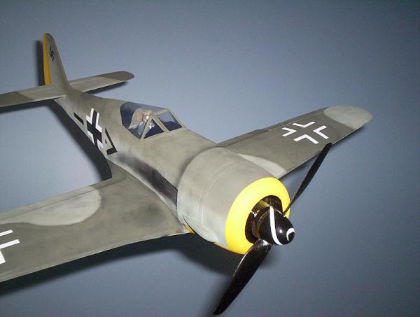 Focke_Wulf_FW_190_2