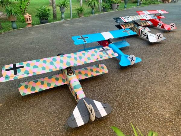Fokker_Dr_1_Rood_1850_mm_1