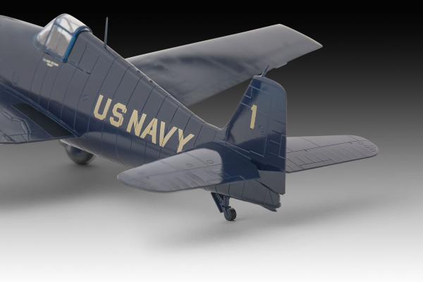 Gift_Set__Blue_Angels___80_Years__Revell_met_Basisaccessoires__10