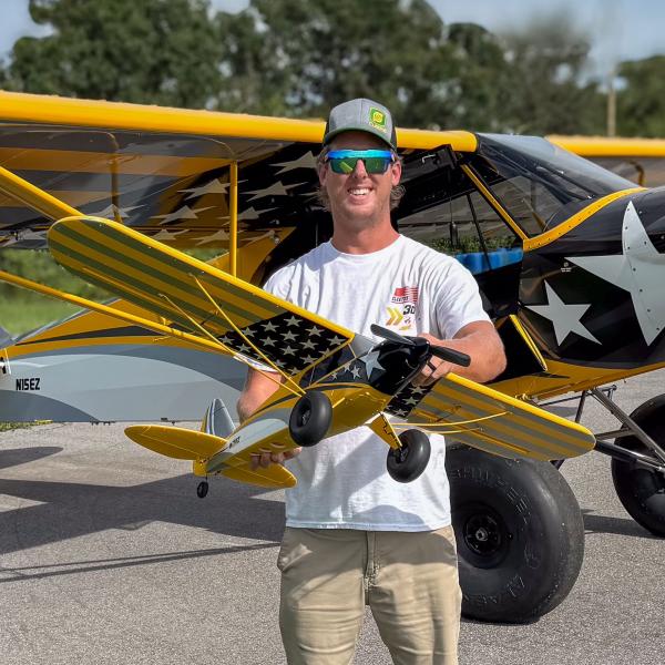 HobbyZone_Carbon_Cub_S_2_1_3_m_Cleetus_McFarland_Special_Edition_RTF_Basic_23