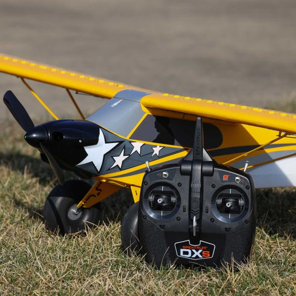 HobbyZone_Carbon_Cub_S_2_1_3_m_Cleetus_McFarland_Special_Edition_RTF_Basic_8