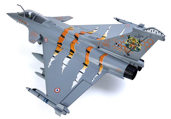 Jet_64_mm_EDF_Dassault_Rafale_PNP_kit__Grey_Tiger__met_reflex_syst_4